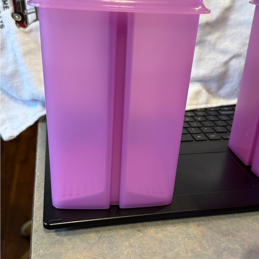 Tupperware Purple Food Storage Container - Picture 4 of 4